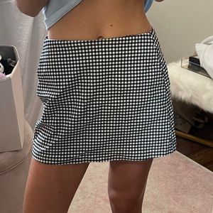 urban outfitters gingham mini skirt